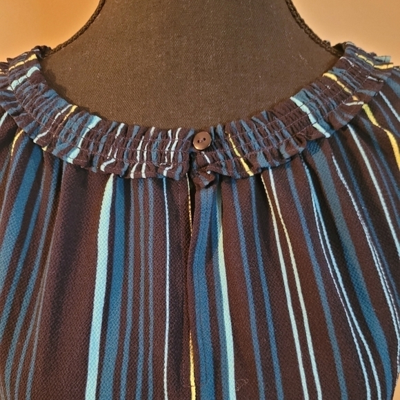 JOE FRESH Sleeveless, Tassle Cinched Waist, Ruffle Neckline Dress, Size Small - Picture 5 of 11